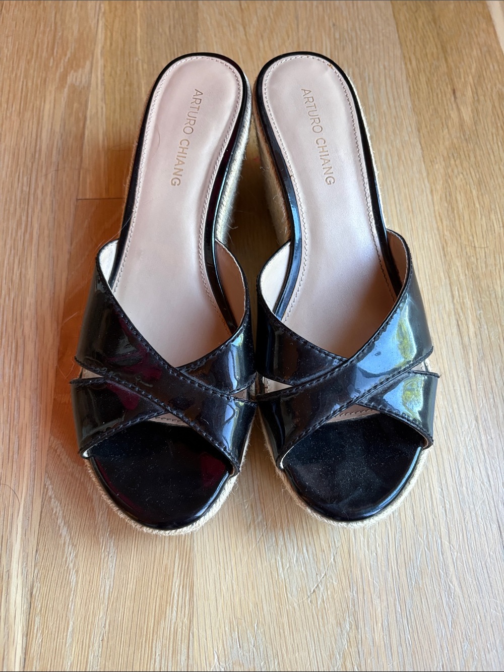 Arturo Chiang Black Patent Crisscross Slide Wedges